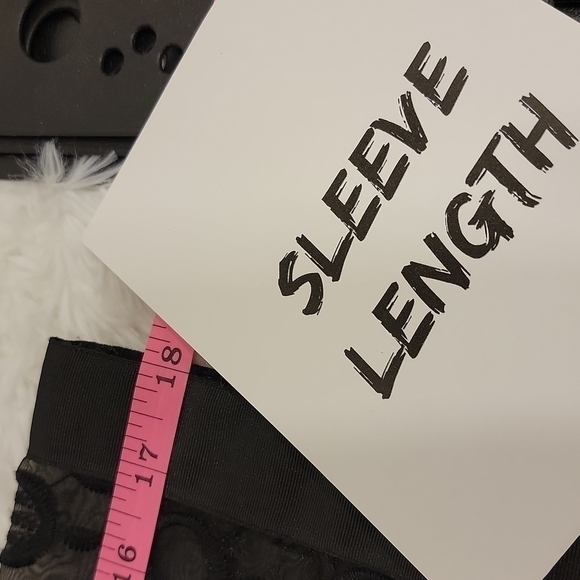 tahari Arthur S Levine polyester mesh open black blazer with circle design - Picture 10 of 13